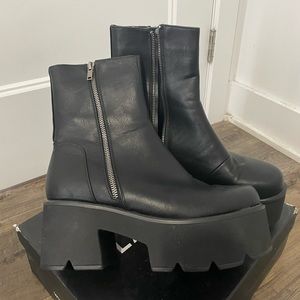 Lamoda platform boots